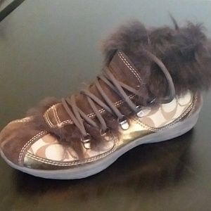 New Coach Collette Brown Ankle Boots Sz 7.5B